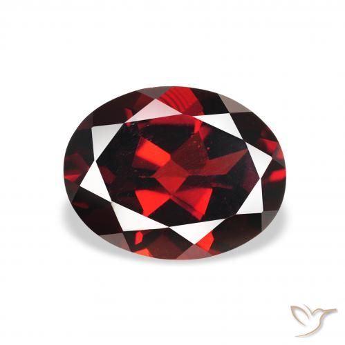 Grenat almandin Rouge foncé naturelle ovale, 2.37 ct, VS