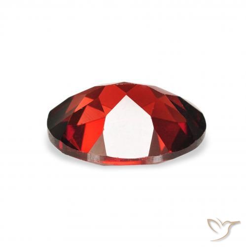 Grenat almandin Rouge foncé naturelle ovale, 2.31 ct, VS