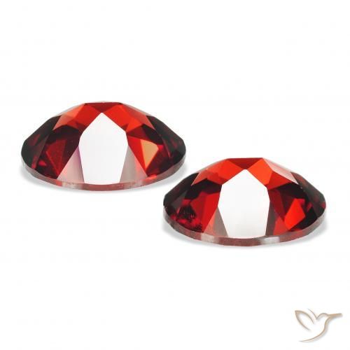 Shop natural 4.23ct Rouge sang profond Grenat Almandin gems, ovale, from Mozambique at GemSelect. In stock, global shipping!