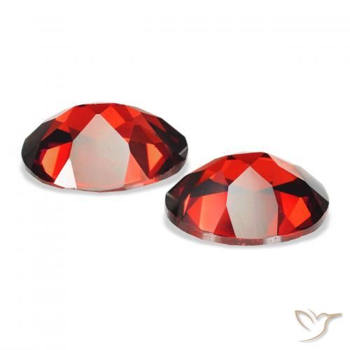 Shop natural 4.48ct Rouge foncé Grenat Almandin gems, ovale, from Mozambique at GemSelect. In stock, global shipping!
