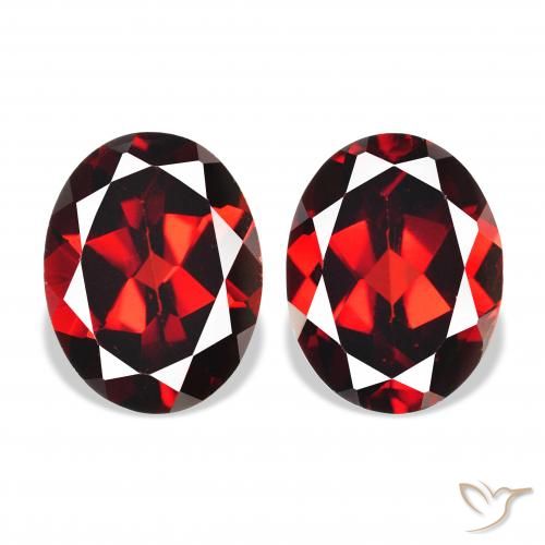 Shop natural 4.33ct Rouge foncé Grenat Almandin gems, ovale, from Mozambique at GemSelect. In stock, global shipping!