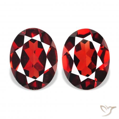 4.33ctw Naturel Rouge foncé Grenat Almandin, ovale, VS