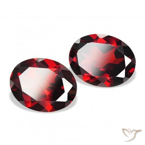 Shop natural 4.36ct Rouge sang profond Grenat Almandin gems, ovale, from Mozambique at GemSelect. In stock, global shipping!