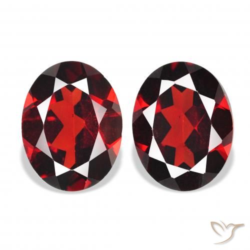 4.46ctw Naturel Rouge foncé Grenat Almandin, ovale, VS