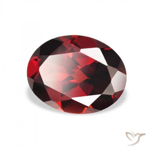 Grenat Almandin Rouge foncé naturelle ovale, 2.22 ct, VVS-VS