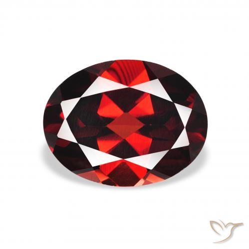 Grenat almandin Rouge foncé naturelle ovale, 2.35 ct, VVS-VS