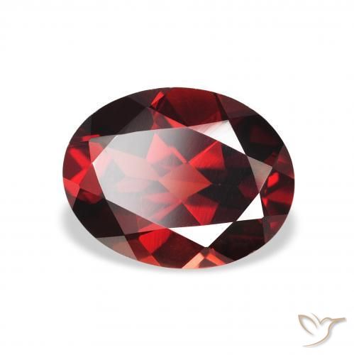 Grenat almandin Rouge foncé naturelle ovale, 2.35 ct, VVS-VS