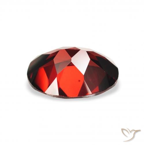 Grenat Almandin Rouge foncé naturelle ovale, 2.18 ct, VVS-VS