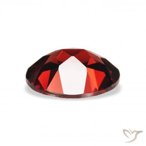 Grenat Almandin Rouge foncé naturelle ovale, 2.15 ct, VS