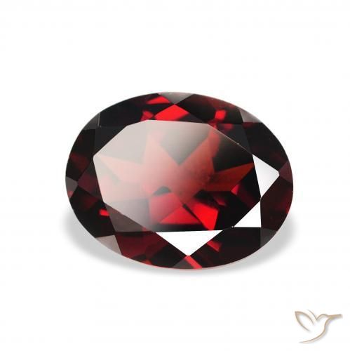 Grenat Almandin Rouge sang profond naturelle ovale, 2.29 ct, VS