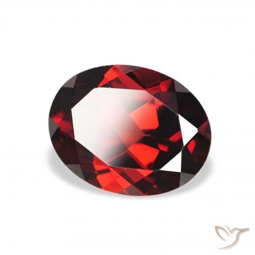 Grenat Almandin Rouge sang profond naturelle ovale, 2.32 ct, VS