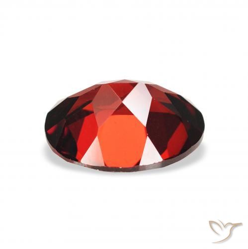 Grenat Almandin Rouge sang profond naturelle ovale, 2.32 ct, VS