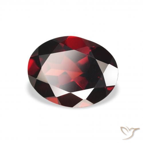 Grenat Almandin Rouge sang profond naturelle ovale, 1.99 ct, VS