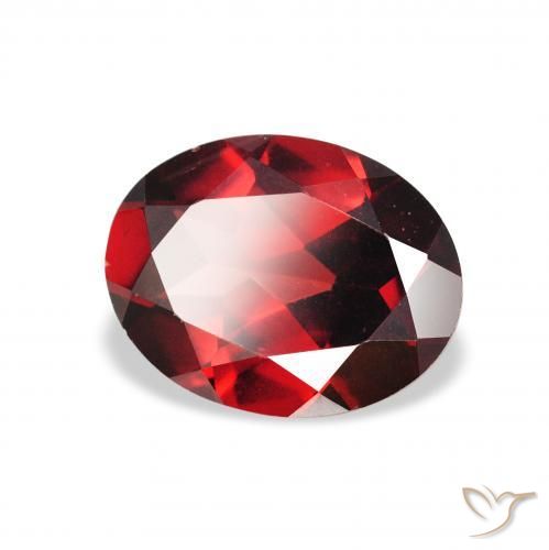 Grenat Almandin Rouge foncé naturelle ovale, 2.01 ct, VS
