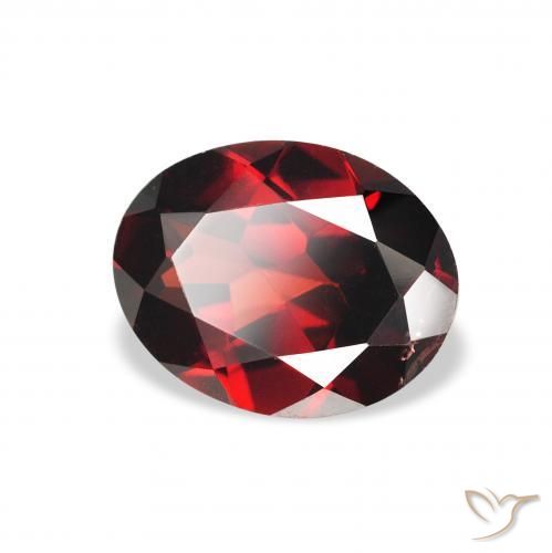 Grenat Almandin Rouge sang profond naturelle ovale, 1.81 ct, VS