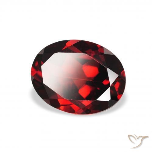 Grenat Almandin Rouge foncé naturelle ovale, 2.23 ct, VS