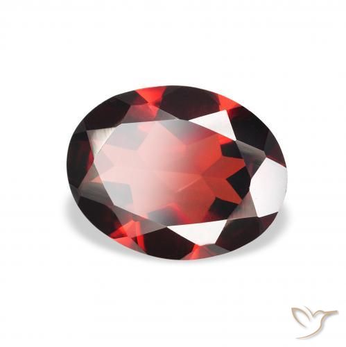 Grenat Almandin Rouge foncé naturelle ovale, 1.79 ct, VVS-VS