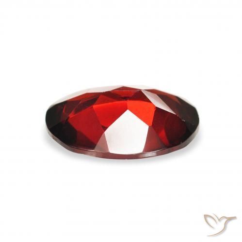 Grenat Almandin Rouge sang profond naturelle ovale, 1.88 ct, VVS-VS