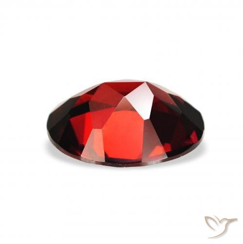 Grenat Almandin Rouge foncé naturelle ovale, 2.05 ct, VVS-VS