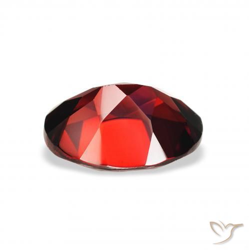 Grenat Almandin Rouge foncé naturelle ovale, 2.27 ct, VVS-VS