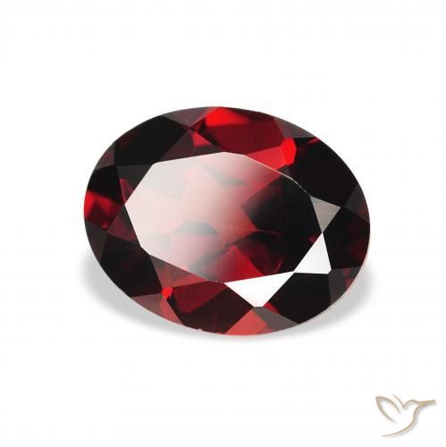 Grenat Almandin Rouge sang profond naturelle ovale, 2.27 ct, VS