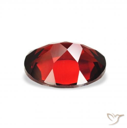 Grenat Almandin Rouge sang profond naturelle ovale, 2.27 ct, VS