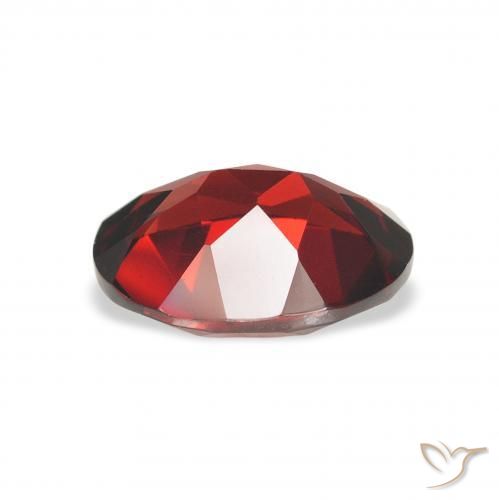 Grenat Almandin Rouge sang profond naturelle ovale, 2.21 ct, VVS-VS