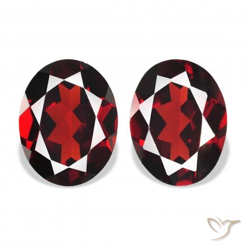 4.19ctw Naturel Rouge foncé Grenat Almandin, ovale, VVS-VS