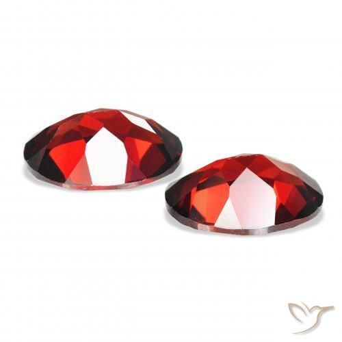 Shop natural 4.19ct Rouge foncé Grenat Almandin gems, ovale, from Mozambique at GemSelect. In stock, global shipping!