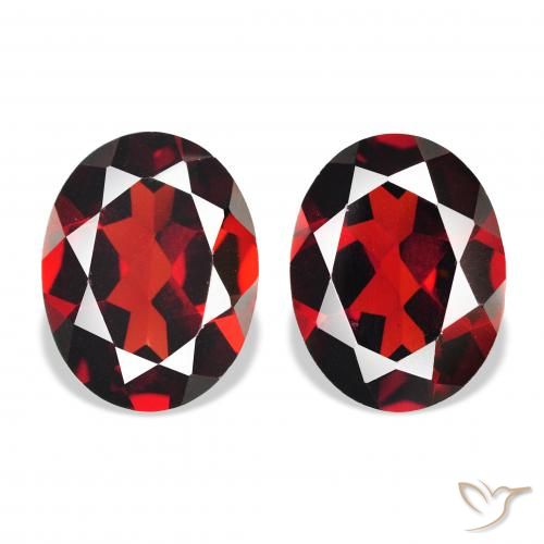 4.16ctw Naturel Rouge foncé Grenat Almandin, ovale, VVS-VS