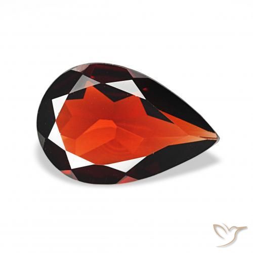 Grenat Almandin Rouge moyen naturelle En forme de poire, 2.42 ct, VVS