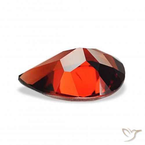 Grenat Almandin Rouge foncé naturelle En forme de poire, 3.40 ct, VVS