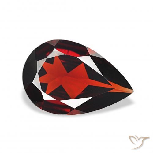 Grenat Almandin Rouge foncé naturelle En forme de poire, 2.62 ct, VVS