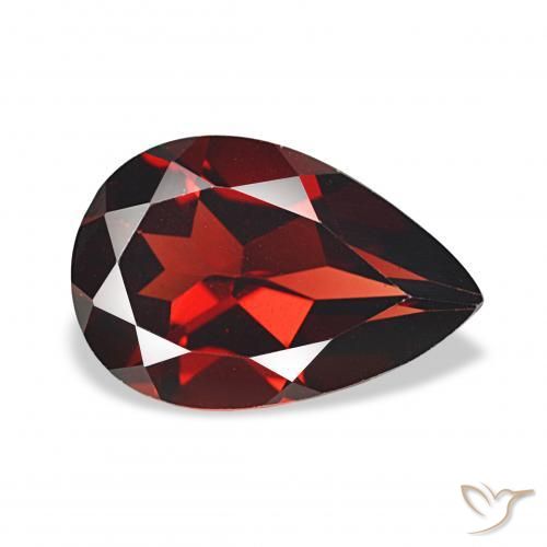 Grenat Almandin Rouge foncé naturelle En forme de poire, 3.27 ct, VVS