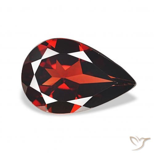 Grenat Almandin Rouge foncé naturelle En forme de poire, 2.81 ct, VVS