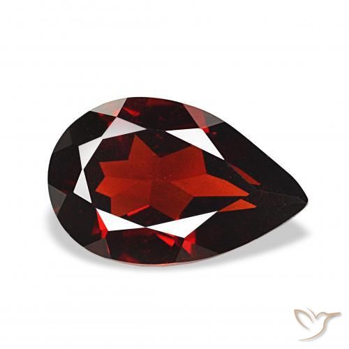 Grenat Almandin Rouge foncé naturelle En forme de poire, 2.93 ct, VS