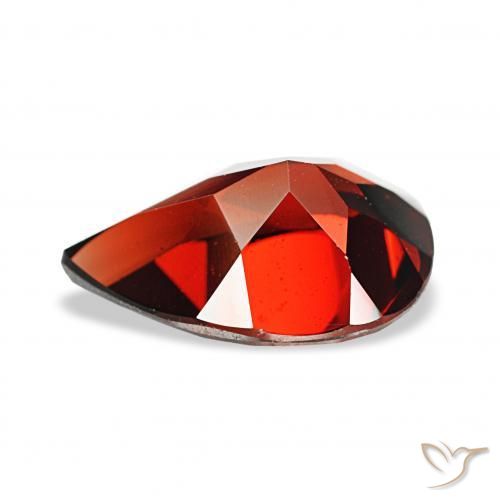 Grenat Almandin Rouge foncé naturelle En forme de poire, 3.58 ct, VS