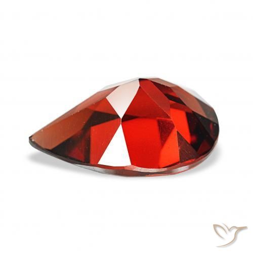 Grenat Almandin Rouge foncé naturelle En forme de poire, 3.66 ct, VVS-VS