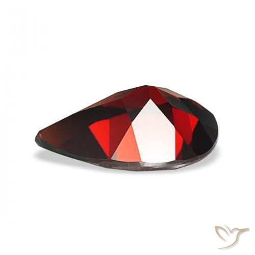 Grenat Almandin Rouge foncé naturelle En forme de poire, 3.20 ct, VVS-VS
