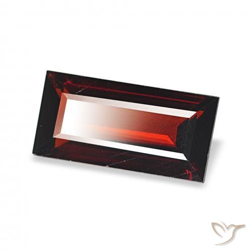 Grenat Almandin Rouge foncé naturelle Baquette, 1.52 ct, VVS-VS
