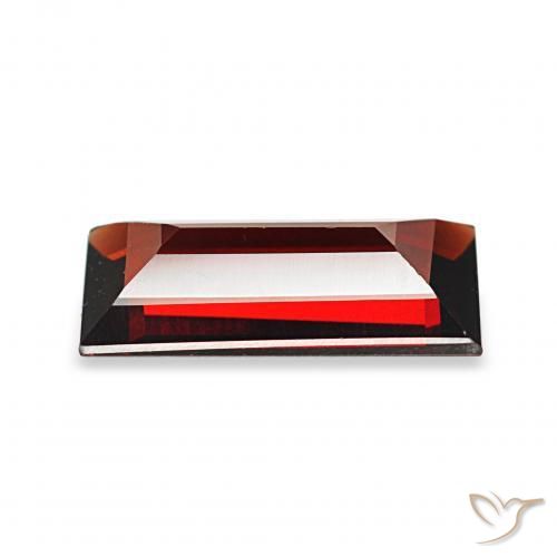 Grenat Almandin Rouge foncé naturelle Baquette, 1.52 ct, VVS-VS