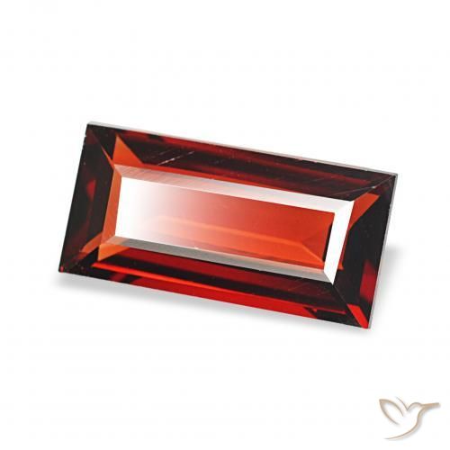 Grenat Almandin Rouge foncé naturelle Baquette, 1.76 ct, VVS
