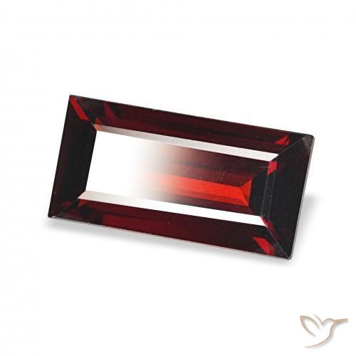 Grenat Almandin Rouge sang profond naturelle Baquette, 1.77 ct, VVS