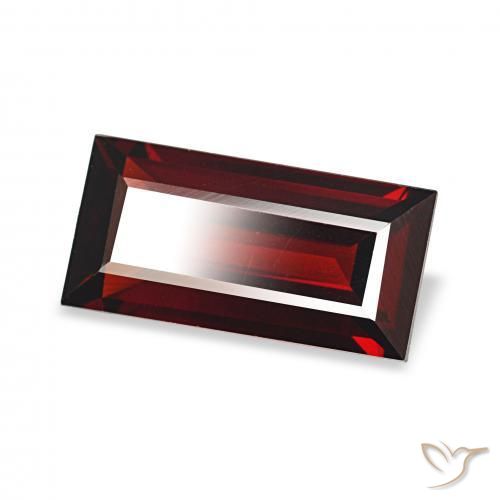 Grenat Almandin Rouge foncé naturelle Baquette, 1.84 ct, VVS