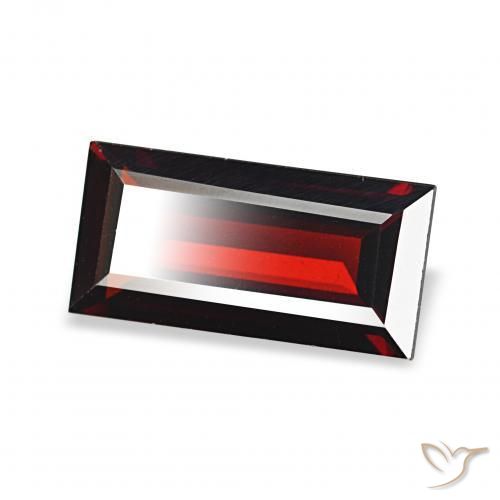 Grenat Almandin Rouge foncé naturelle Baquette, 1.78 ct, VVS-VS