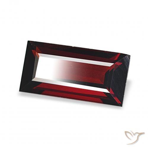 Grenat Almandin Rouge foncé naturelle Baquette, 1.82 ct, VVS-VS