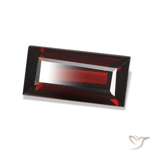 Grenat Almandin Rouge foncé naturelle Baquette, 1.71 ct, VVS