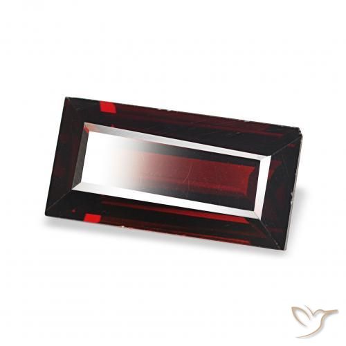 Grenat Almandin Rouge foncé naturelle Baquette, 2.08 ct, VVS