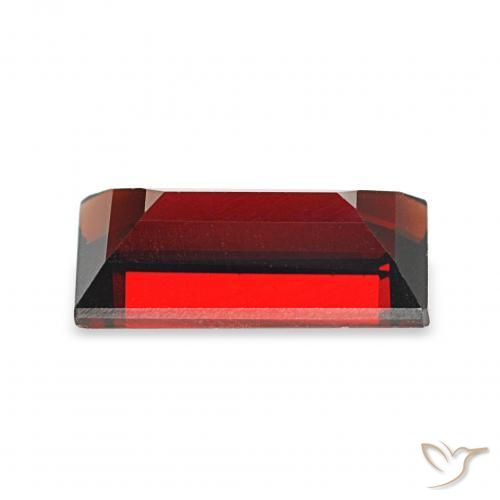 Grenat Almandin Rouge foncé naturelle Baquette, 2.08 ct, VVS