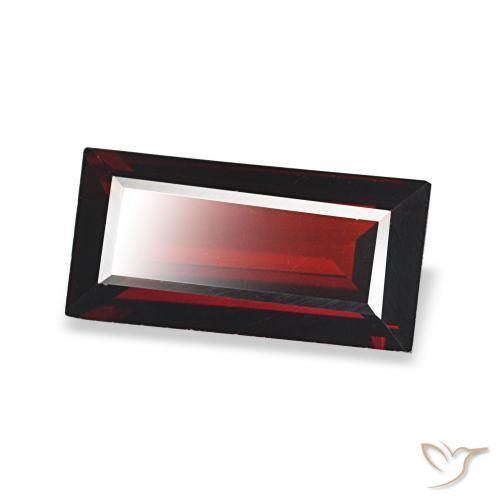 Grenat Almandin Rouge foncé naturelle Baquette, 1.63 ct, VVS